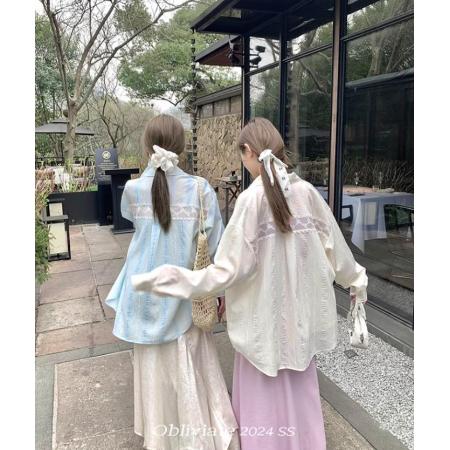 一忘皆空/背后小心机’23%天丝浅蓝衬衫女夏季蕾丝拼接长袖上衣 服裝批發女裝批發服飾貨源