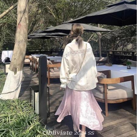 一忘皆空/背后小心机’23%天丝浅蓝衬衫女夏季蕾丝拼接长袖上衣 服裝批發女裝批發服飾貨源