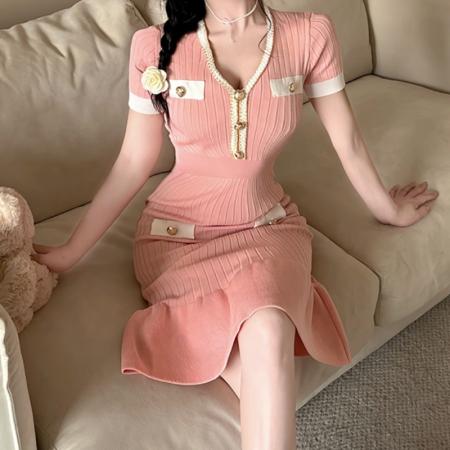 BY12183# 韩国小香风气质收腰显瘦鱼尾针织V领显瘦中长款短袖连衣裙 服裝批發女裝批發服飾貨源