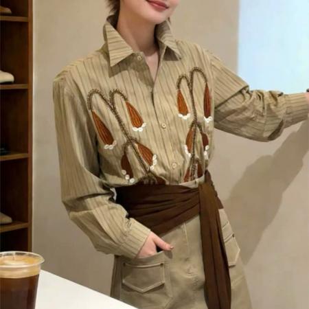 BY12242# 老钱风气质设计感刺绣条纹长袖上衣女新款衬衫内搭＋半身裙 服裝批發女裝批發服飾貨源
