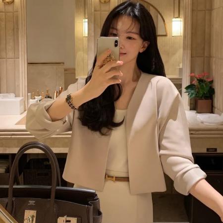 BY12244# 春上新韩式春秋极简主义气质宽松休闲百搭纯色长袖短款西装外套 服裝批發女裝批發服飾貨源