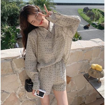 ootd穿搭衬衫短裤套装女春夏...