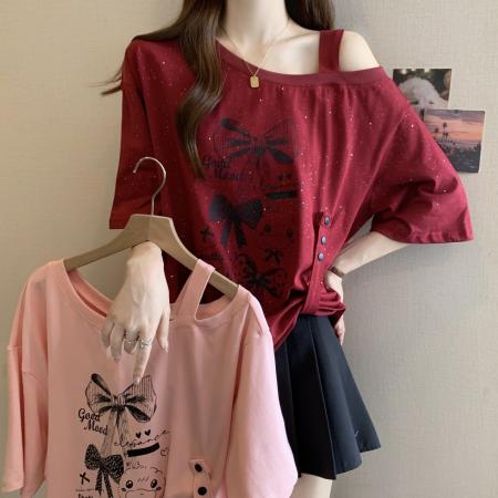 纯棉夏季新款满天星设计感斜领露肩短袖上衣 服裝批發女裝批發服飾貨源