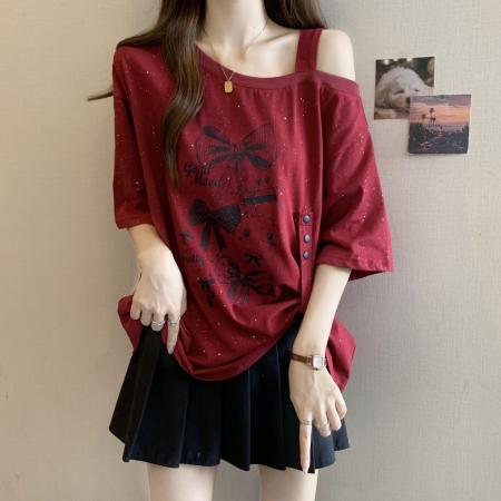 纯棉夏季新款满天星设计感斜领露肩短袖上衣 服裝批發女裝批發服飾貨源