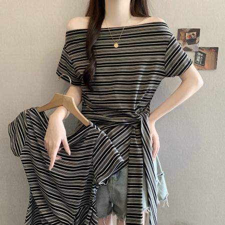 大码胖mm不规则条纹露肩T恤女...