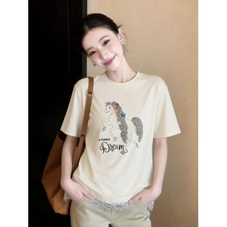 杏色印花蕾丝短袖t恤女宽松显瘦绝美漂亮正肩上衣设计感新款 服裝批發女裝批發服飾貨源