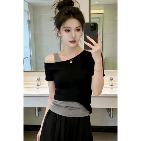 BY12339# 夏季穿搭假两件短袖t恤女装新款今年流行爆款设计感斜肩上衣 服裝批發女裝批發服飾貨源