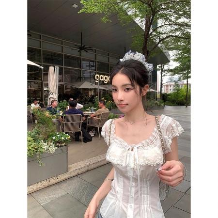 BY12357# 云间诗集白色蕾丝一字肩衬衫女设计感气质露肩夏季短袖上衣 服裝批發女裝批發服飾貨源