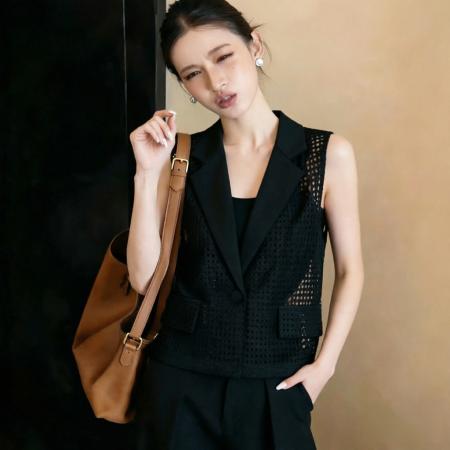 BY12390# 夏季新款镂空外搭西装领薄款黑色外穿坎肩背心马甲女 服裝批發女裝批發服飾貨源
