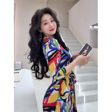 BY12425# 巴胺复古艺术印花系带裹身裙春夏显瘦高级感气质连衣裙女 服裝批發女裝批發服飾貨源