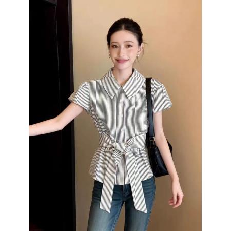 BY12429# 韩版条纹衬衫女夏季新款设计超好看翻领短袖收腰系带减龄上衣 服裝批發女裝批發服飾貨源