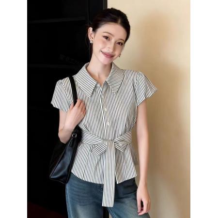 BY12429# 韩版条纹衬衫女夏季新款设计超好看翻领短袖收腰系带减龄上衣 服裝批發女裝批發服飾貨源