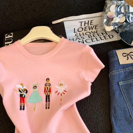 BY12446# 时尚重工刺绣卡通短袖针织衫女夏季新款减龄百搭上衣 服裝批發女裝批發服飾貨源