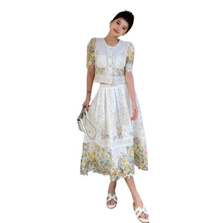 BY12468# 品质新款高级感时尚显瘦水溶蕾丝定位花两件套套装 服裝批發女裝批發服飾貨源