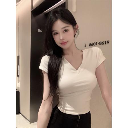 BY12490# 韩版设计感小众V领套头短袖显瘦纯色短款打底衫女t恤上 服裝批發女裝批發服飾貨源
