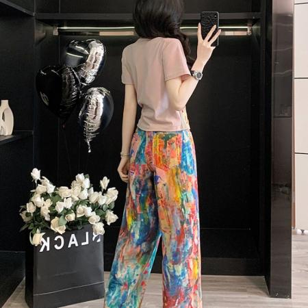 BY12495# 韩系高级感穿搭套装女夏新款温柔印花T恤潮流泼墨彩色牛仔裤 服裝批發女裝批發服飾貨源