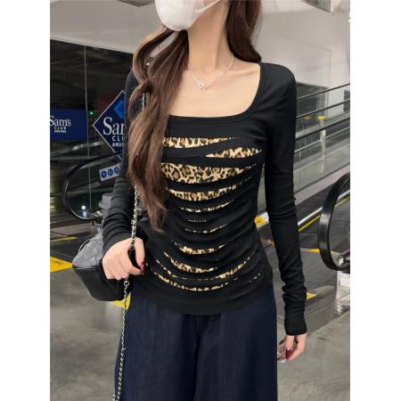 BY12508# 辣妹设计感小众修身收腰破洞长袖T恤方领上衣女 服裝批發女裝批發服飾貨源