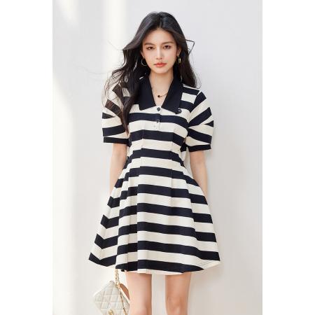 BY12542# 夏季新款条纹撞色收腰镂空POLO领设计感连衣裙 服裝批發女裝批發服飾貨源
