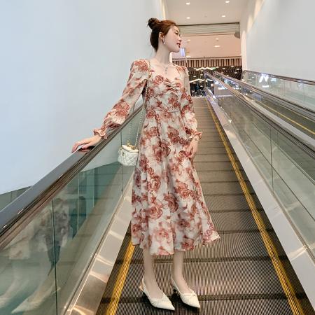 BY12607# 微胖MM春秋大码法式玫瑰印花连衣裙女设计感收腰显瘦碎花长裙子 服裝批發女裝批發服飾貨源