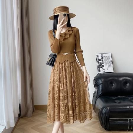 BY12613# 欧美高端褶皱拼接立体花朵斜领连衣裙女收腰蕾丝大摆优雅中长裙子 服裝批發女裝批發服飾貨源