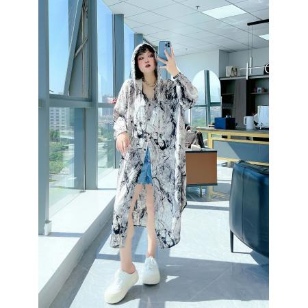 BY12644# 韩版时尚休闲气质显瘦连帽长款大码女装200斤胖MM设计感防晒外套 服裝批發女裝批發服飾貨源