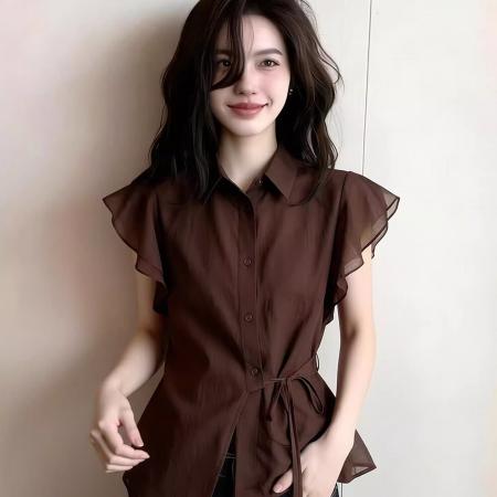 BY12684# 设计感咖色小翻领短袖衬衫女夏季新款收腰绑带荷叶边气质上衣 服裝批發女裝批發服飾貨源