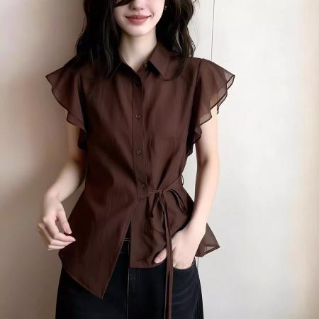 BY12684# 设计感咖色小翻领短袖衬衫女夏季新款收腰绑带荷叶边气质上衣 服裝批發女裝批發服飾貨源