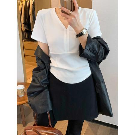 BY12707# 正肩短款V领短袖t恤女夏季新款高级感不规则半袖显瘦百搭上衣 服裝批發女裝批發服飾貨源