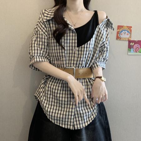BY12710# 设计感假两件格子拼接衬衫女夏大码胖MM收腰显瘦气质百搭露肩上衣 服裝批發女裝批發服飾貨源