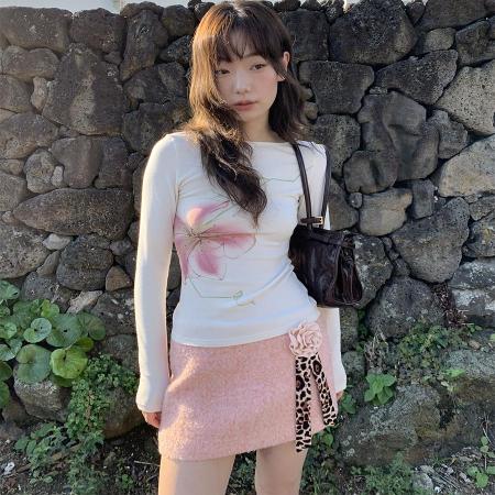 人棉原版做工百合花语印花烫钻毛绒打底长袖 服裝批發女裝批發服飾貨源