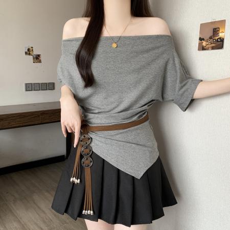 BY12910# 大码胖mm不规则一字肩上衣女夏季显瘦宽松纯欲风露肩短袖腰带t恤 服裝批發女裝批發服飾貨源