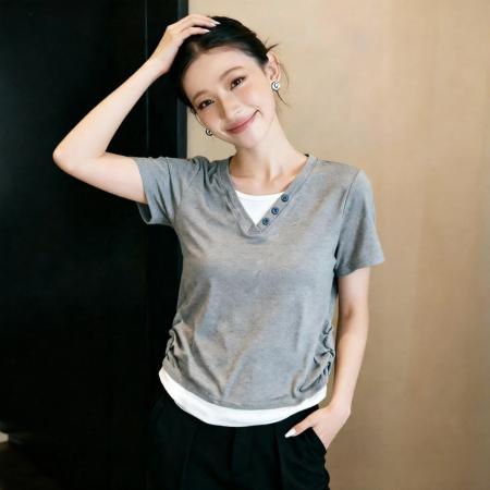 BY12914# 夏季新款高级感下摆收腰修身纽扣设计假两件短袖T恤上衣女 服裝批發女裝批發服飾貨源