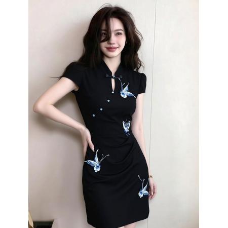 BY12976# 新中式国风蝴蝶刺绣连衣裙女夏季高级感修身显瘦改良旗袍 服裝批發女裝批發服飾貨源