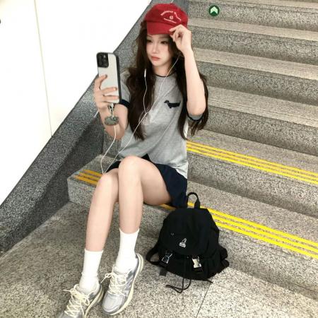 BY12995# 美式复古腊肠狗刺绣撞色短袖T恤女夏季新款宽松百搭纯棉半袖上衣 服裝批發女裝批發服飾貨源