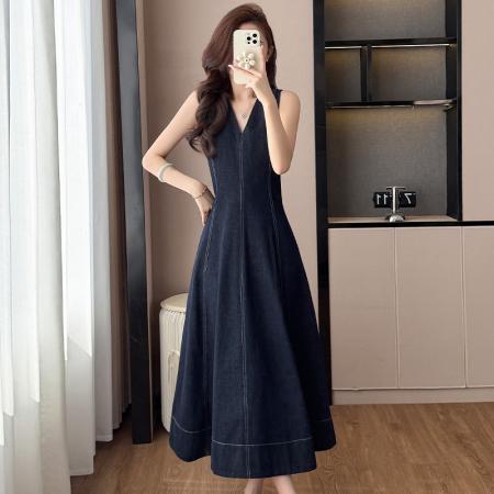 BY13021# 春夏新款复古牛仔V领设计感连衣裙高级显瘦长裙女 服裝批發女裝批發服飾貨源