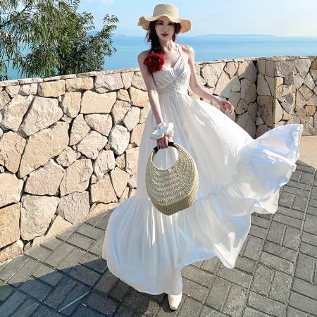 BY13061# 法式白月光挂脖露背连衣裙性感纯欲风白色气质氛围感度假沙滩长裙 服裝批發女裝批發服飾貨源