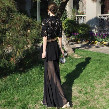 BY13065# 黑色立体花朵蕾丝短上衣+小众设计感半身裙微透套装 服裝批發女裝批發服飾貨源