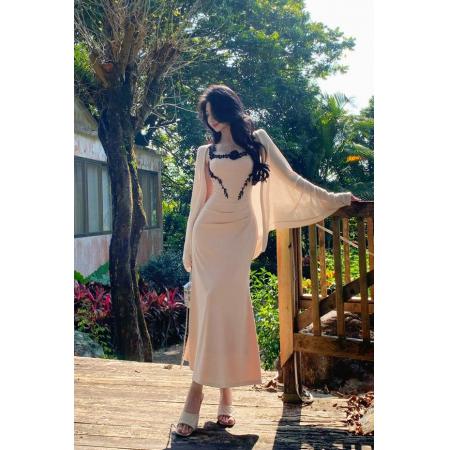 BY13094# 春夏季新款黑粉花朵刺绣收腰两穿连衣裙气质百搭开衫 服裝批發女裝批發服飾貨源