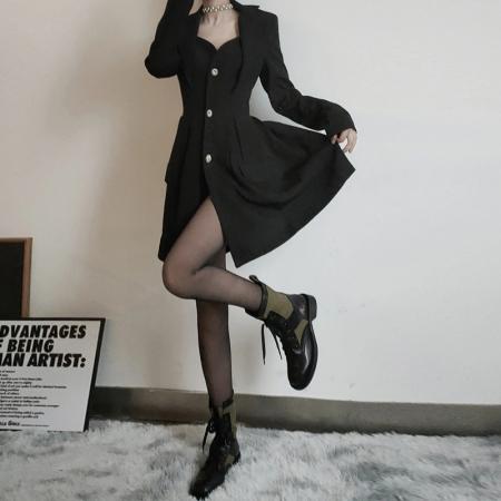 BY13102# 法式轻奢高级感收腰性感连衣裙女春季新款V领显瘦修身A字裙子 服裝批發女裝批發服飾貨源