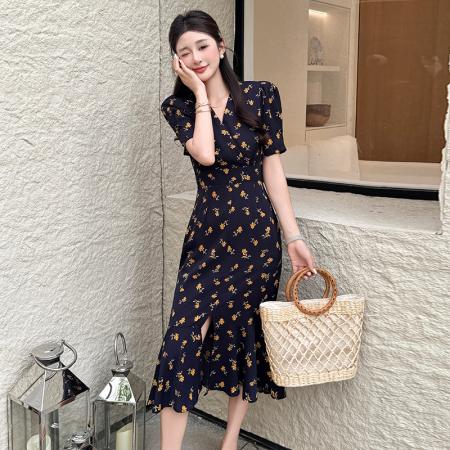 BY13146# 夏季新款碎花淑女气质通勤气质鱼尾开叉连衣裙 服裝批發女裝批發服飾貨源