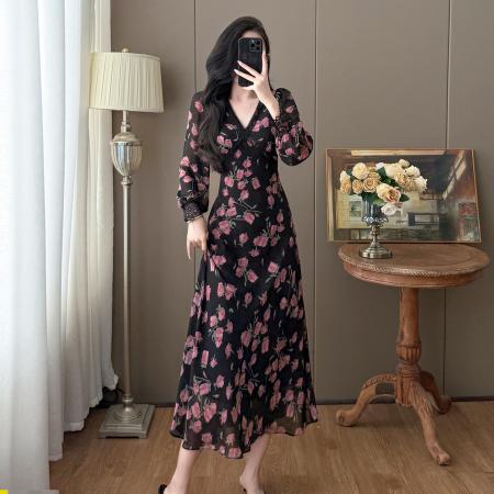 BY13148# 春季雪纺大码碎花V领法式印花气质长款系带高腰连衣裙 服裝批發女裝批發服飾貨源