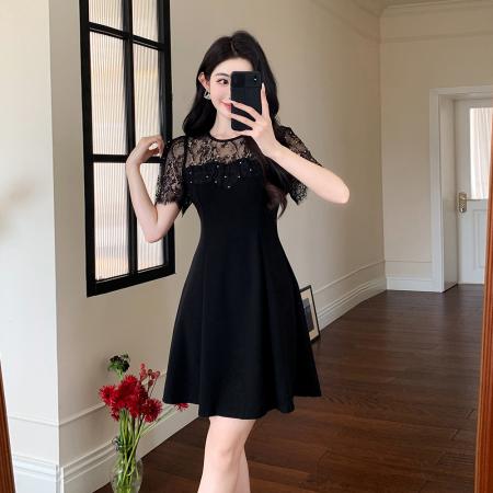 BY13151# 夏季圆领蕾丝拼接烫钻拼接法式小黑裙显瘦连衣裙 服裝批發女裝批發服飾貨源