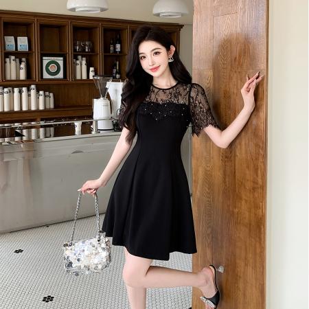 BY13151# 夏季圆领蕾丝拼接烫钻拼接法式小黑裙显瘦连衣裙 服裝批發女裝批發服飾貨源