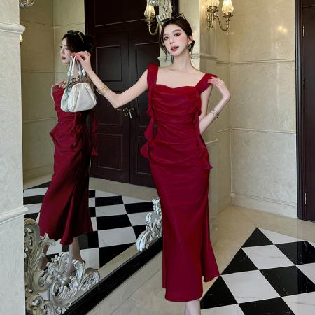 BY13166# 设计感小众氛围感缎面连衣裙女夏季新款收腰显瘦吊带裙 服裝批發女裝批發服飾貨源