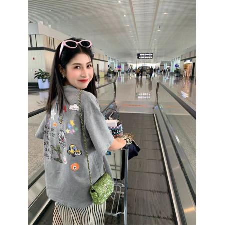 BY13198# 短袖t恤女夏季新款韩版宽松圆领休闲正肩印花上衣 服裝批發女裝批發服飾貨源