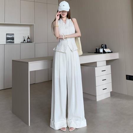 BY13281# 老钱风时尚v领蕾丝马甲高级感显瘦休闲裤设计翻边阔腿长裤女套装 服裝批發女裝批發服飾貨源