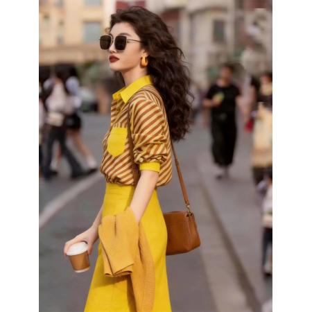 BY13302# 超火穿搭一整套女春黄色条纹衬衫套装裙两件套气质韩版高级感 服裝批發女裝批發服飾貨源