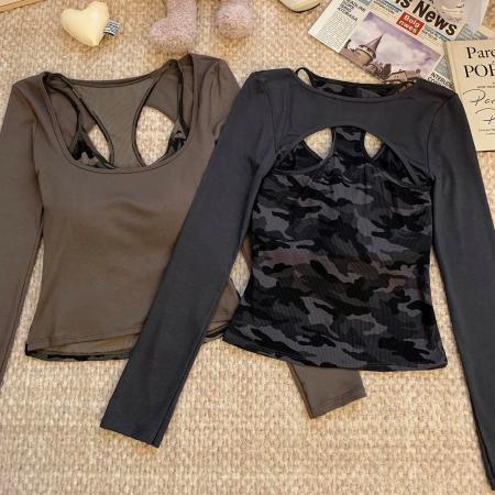 BY13341# 早春带胸垫假两件镂空拼接迷彩t恤打底辣妹挂脖吊带短款上衣 服裝批發女裝批發服飾貨源