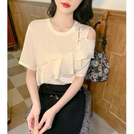BY13376# 夏新款盘扣白色荷叶边露肩上衣短袖T恤小众设计感衬衫 服裝批發女裝批發服飾貨源
