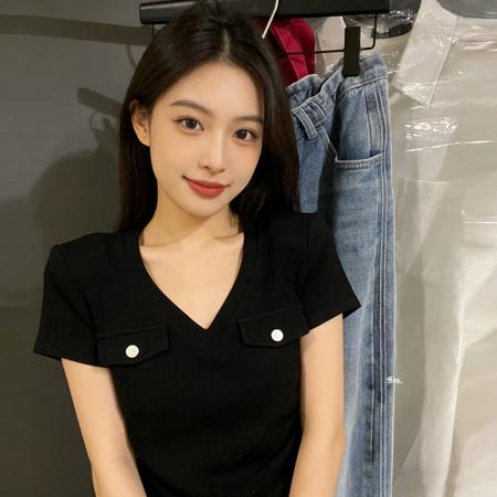 BY13380# 夏韩版设计感辣妹短款显瘦百搭带垫肩短袖V领T恤上衣女 服裝批發女裝批發服飾貨源